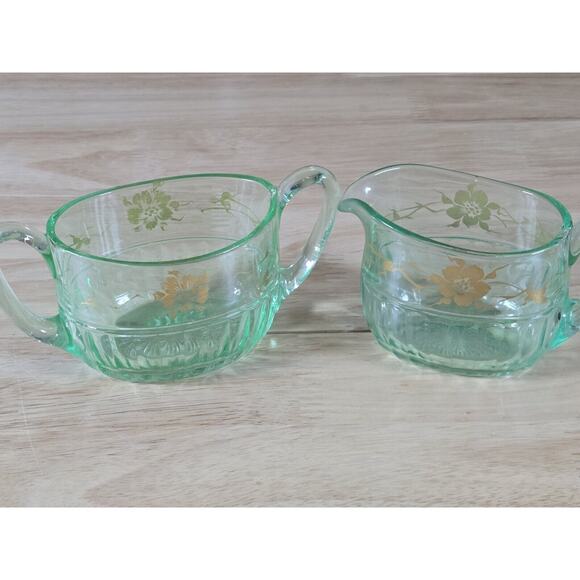 Vintage Mint Green Uranium Glass Cream & Sugar Serving Set - Picture 2 of 11
